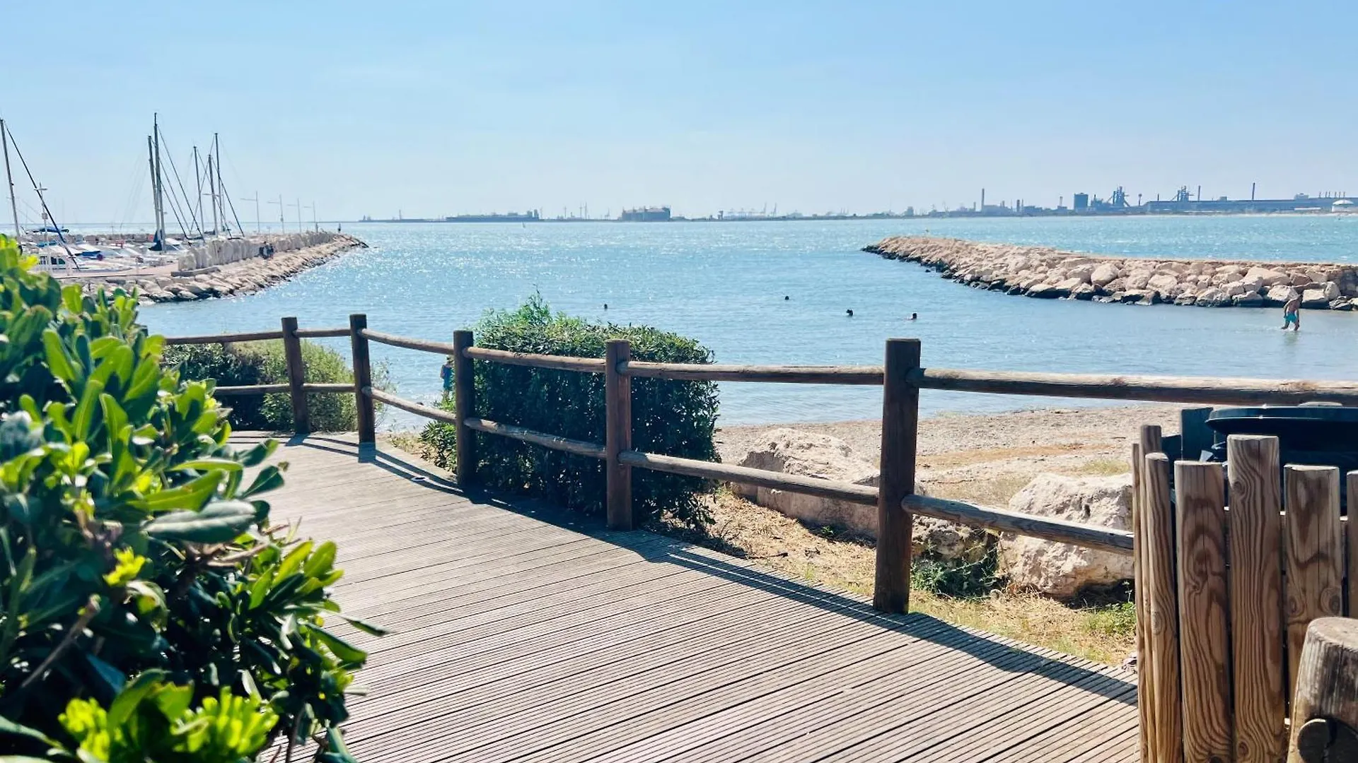 Le Coin De Mer 2, Bord De Mer, Plage 30M, Cosy, Clim, Wifi, 4 Personnes Fos-sur-Mer
