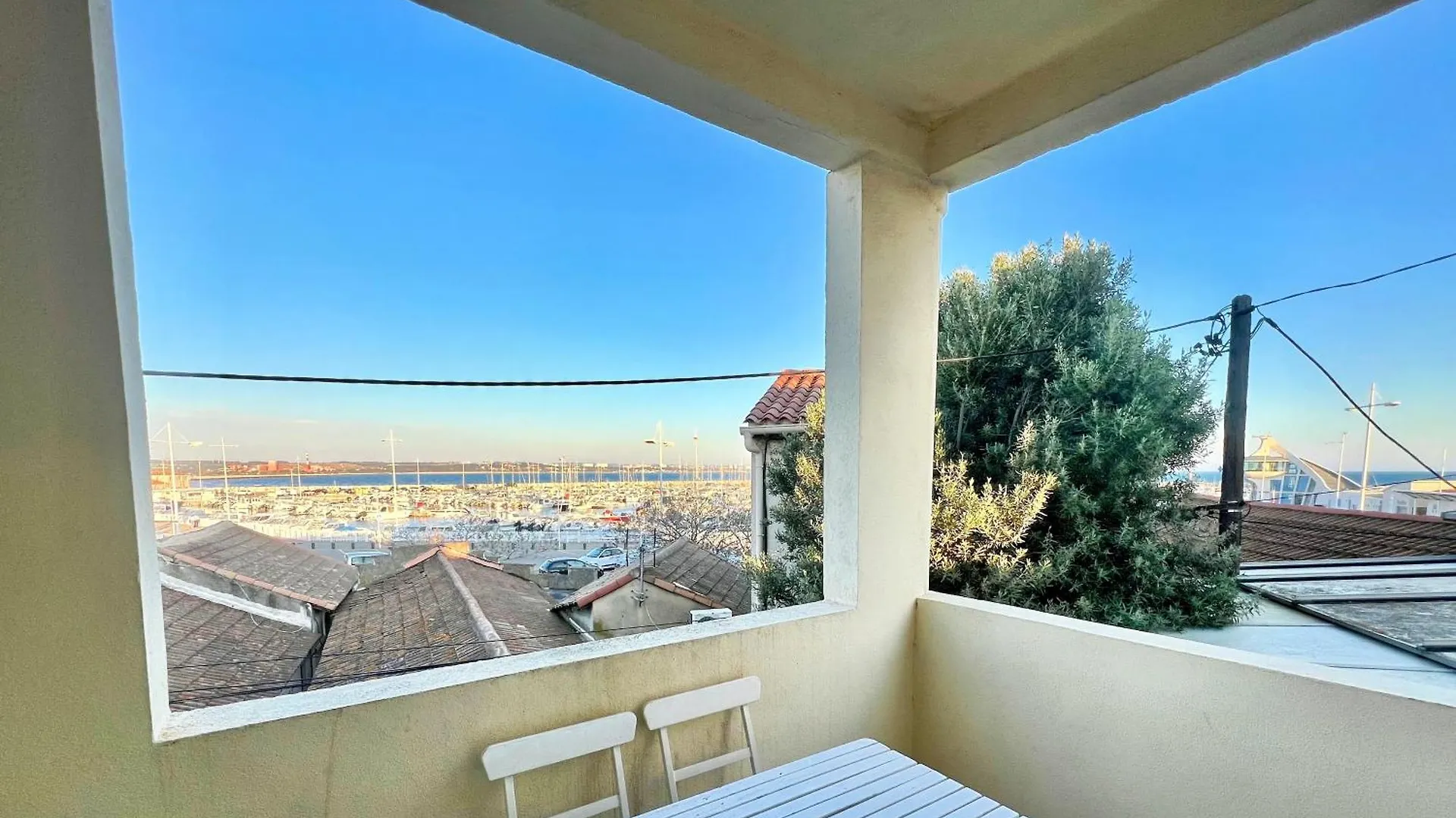 Apartment Le Coin De Mer 2, Bord De Mer, Plage 30M, Cosy, Clim, Wifi, 4 Personnes Fos-sur-Mer